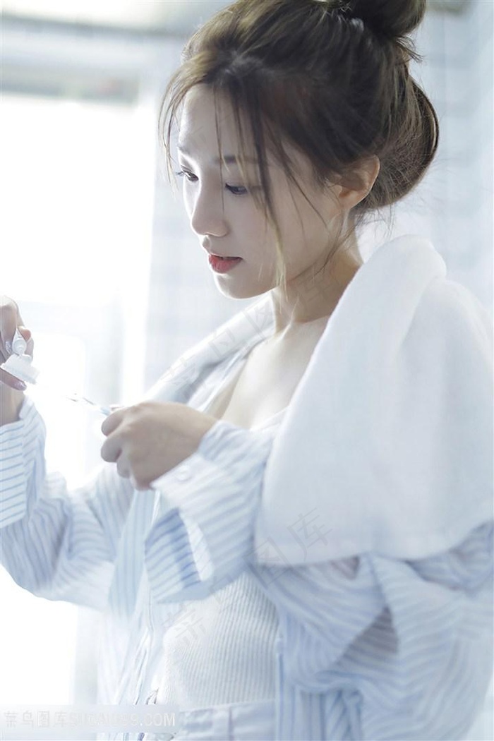 久久综合亚洲色hezyo不卡顿