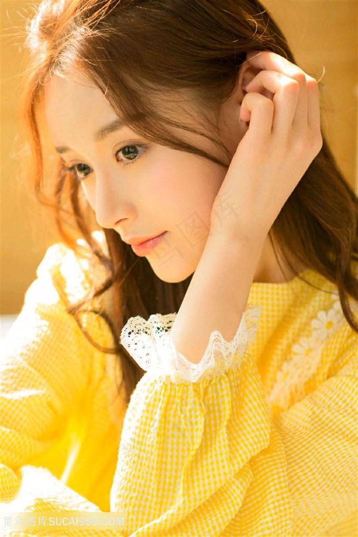 十三女厕一个接一个嘘嘘嘘