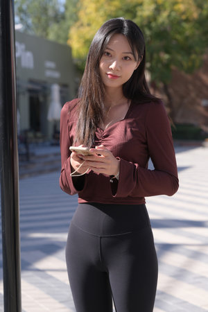 男生抠女生私处视频