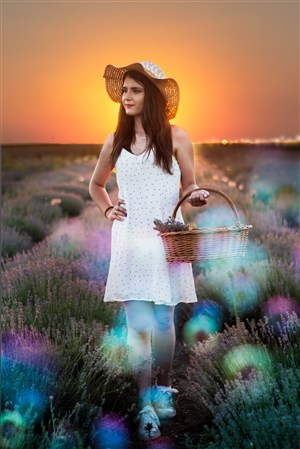 日本爆乳少妇色诱邻居