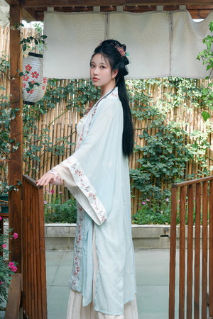 女高中生第一次破苞a