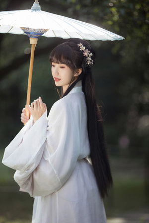 女同桌帮我打了飞机真实