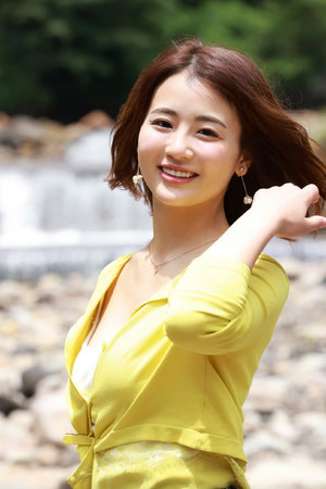 波多野结衣被两个黑玩叭叭