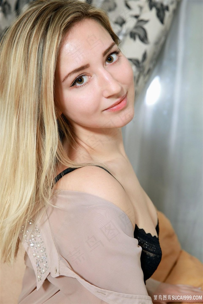 岳的丰满胸交完整版电影