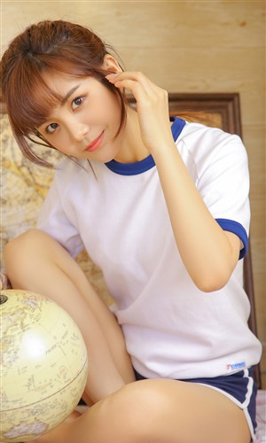 美女久久久久久久精品免费