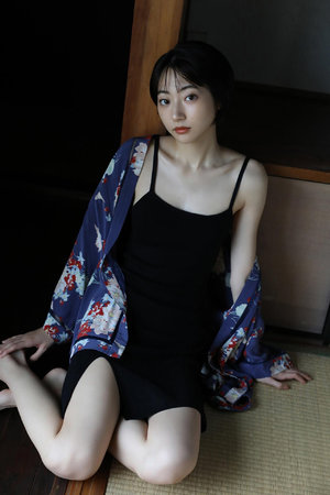 亚洲欧美日韩精品自拍卡通另类